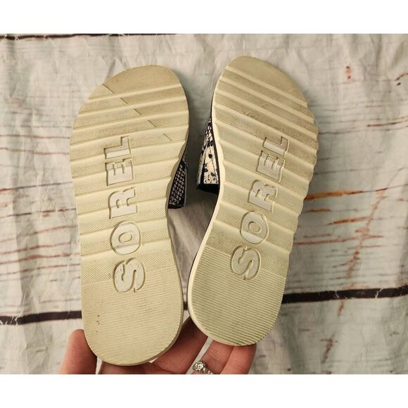 Sorel Ella II Reptile Print Slide Size 6 - Picture 7 of 8